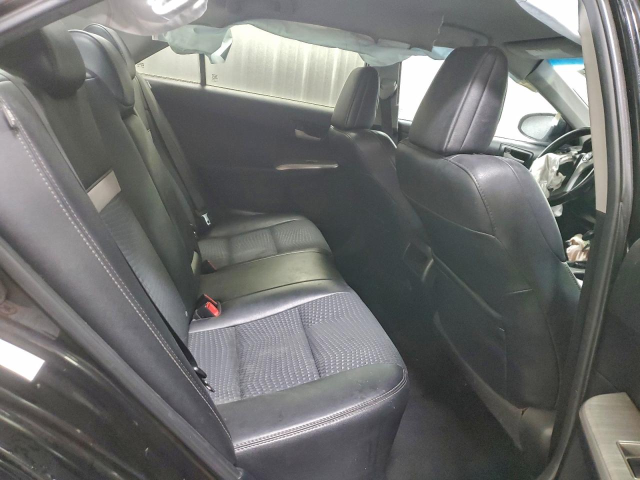 2014 TOYOTA CAMRY L photo 10