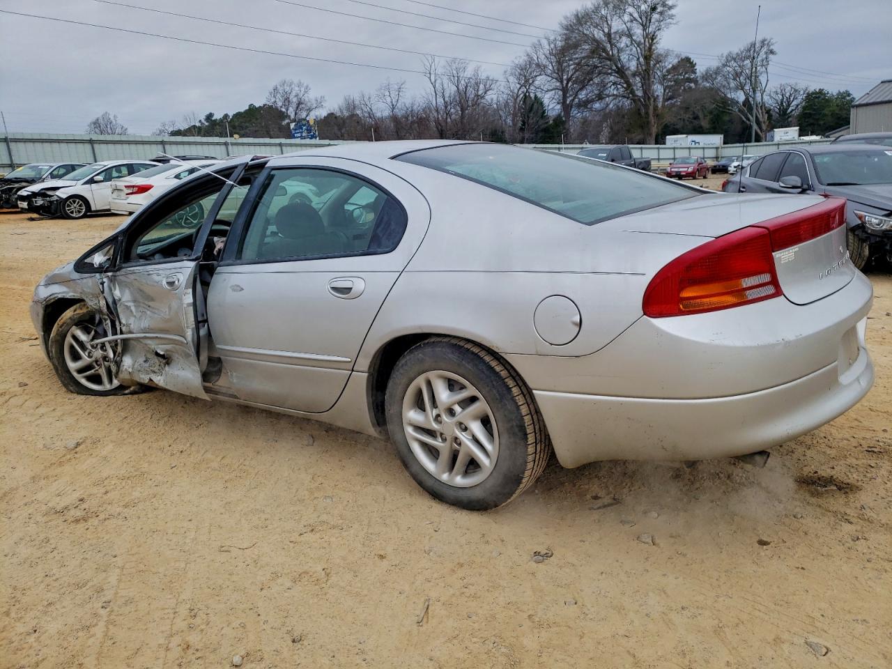 2000 DODGE INTREPID photo 2