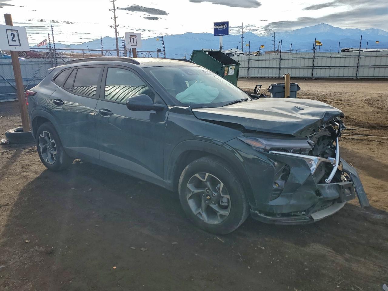 2025 CHEVROLET TRAX 1LT photo 4