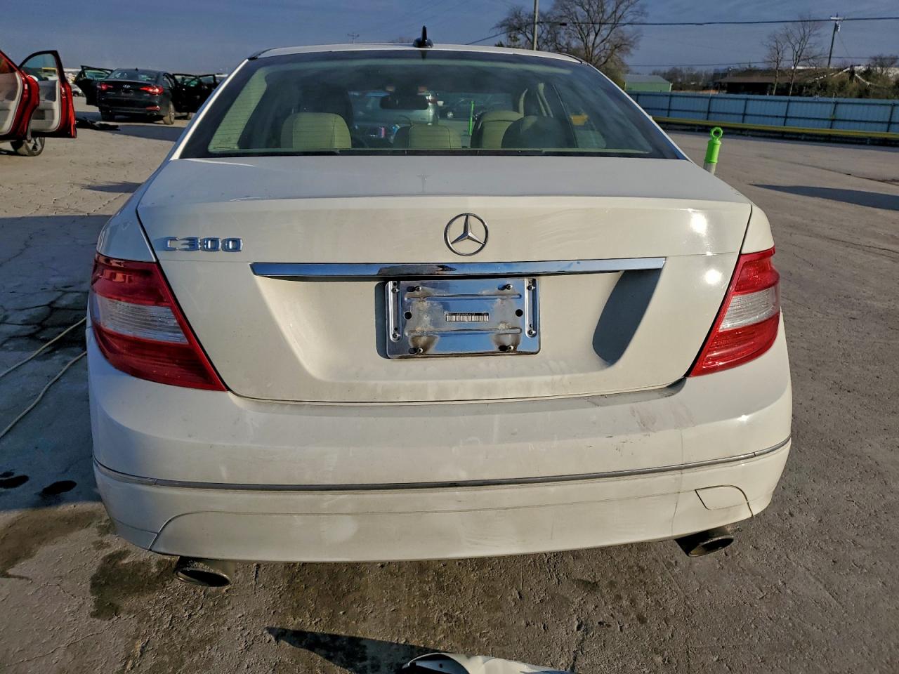 2010 MERCEDES-BENZ C 300 photo 6