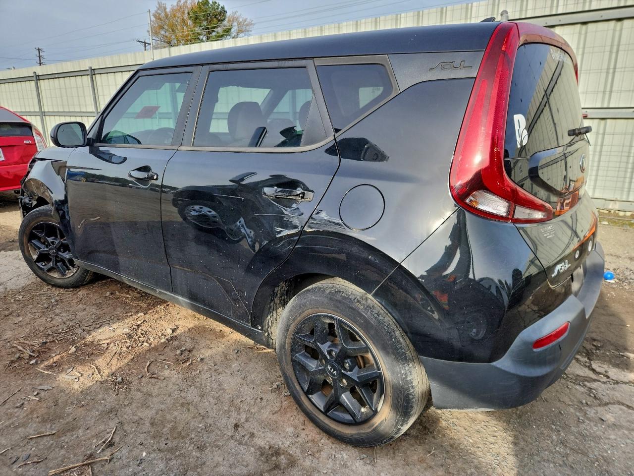 2021 KIA SOUL LX photo 2