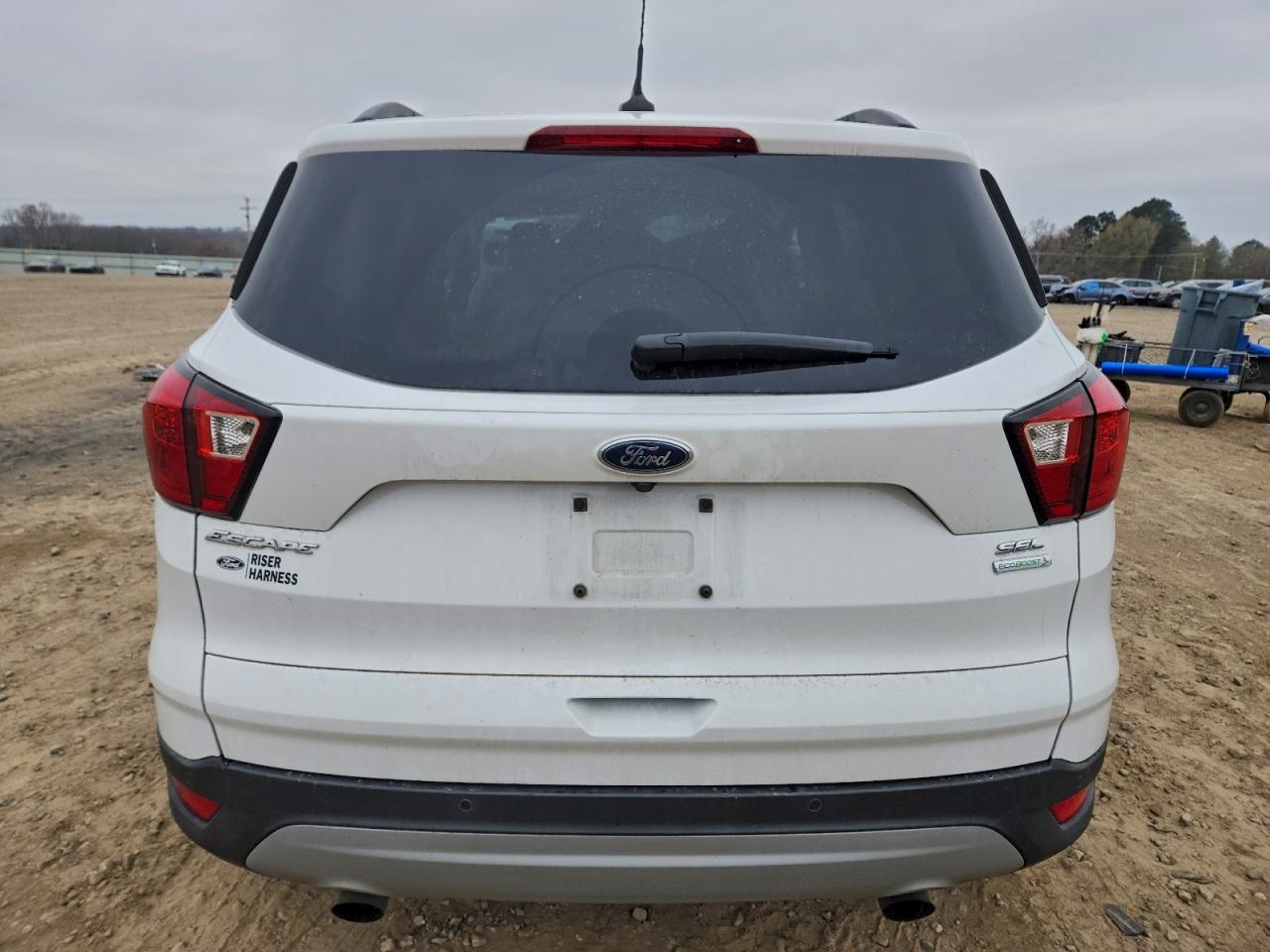2019 FORD ESCAPE SEL photo 6