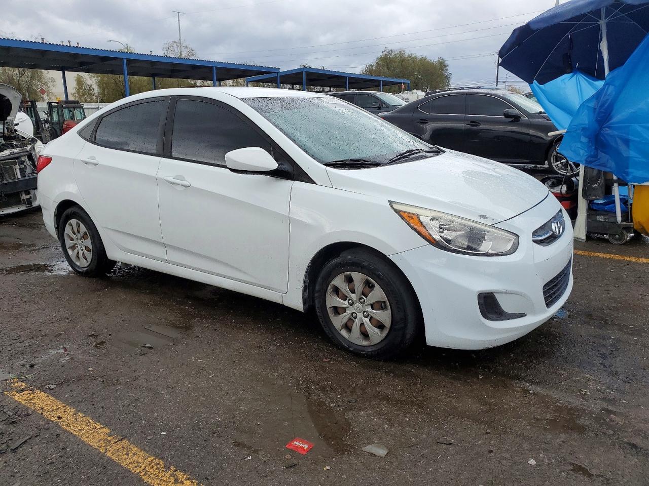 2016 HYUNDAI ACCENT SE photo 4