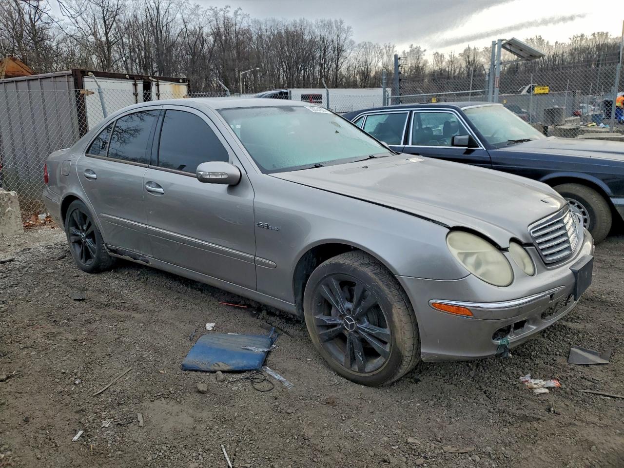 2006 MERCEDES-BENZ E 500 photo 4