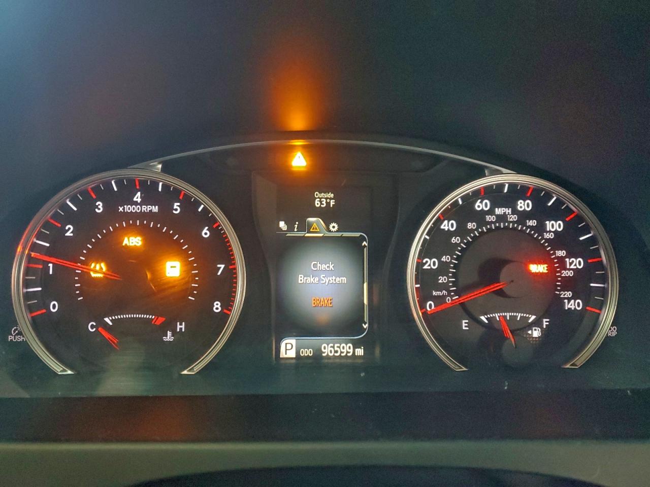2016 TOYOTA CAMRY LE photo 9