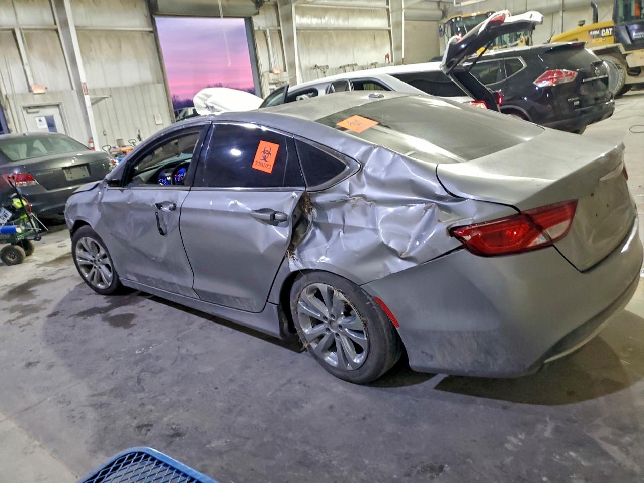 2015 CHRYSLER 200 LIMITED photo 3