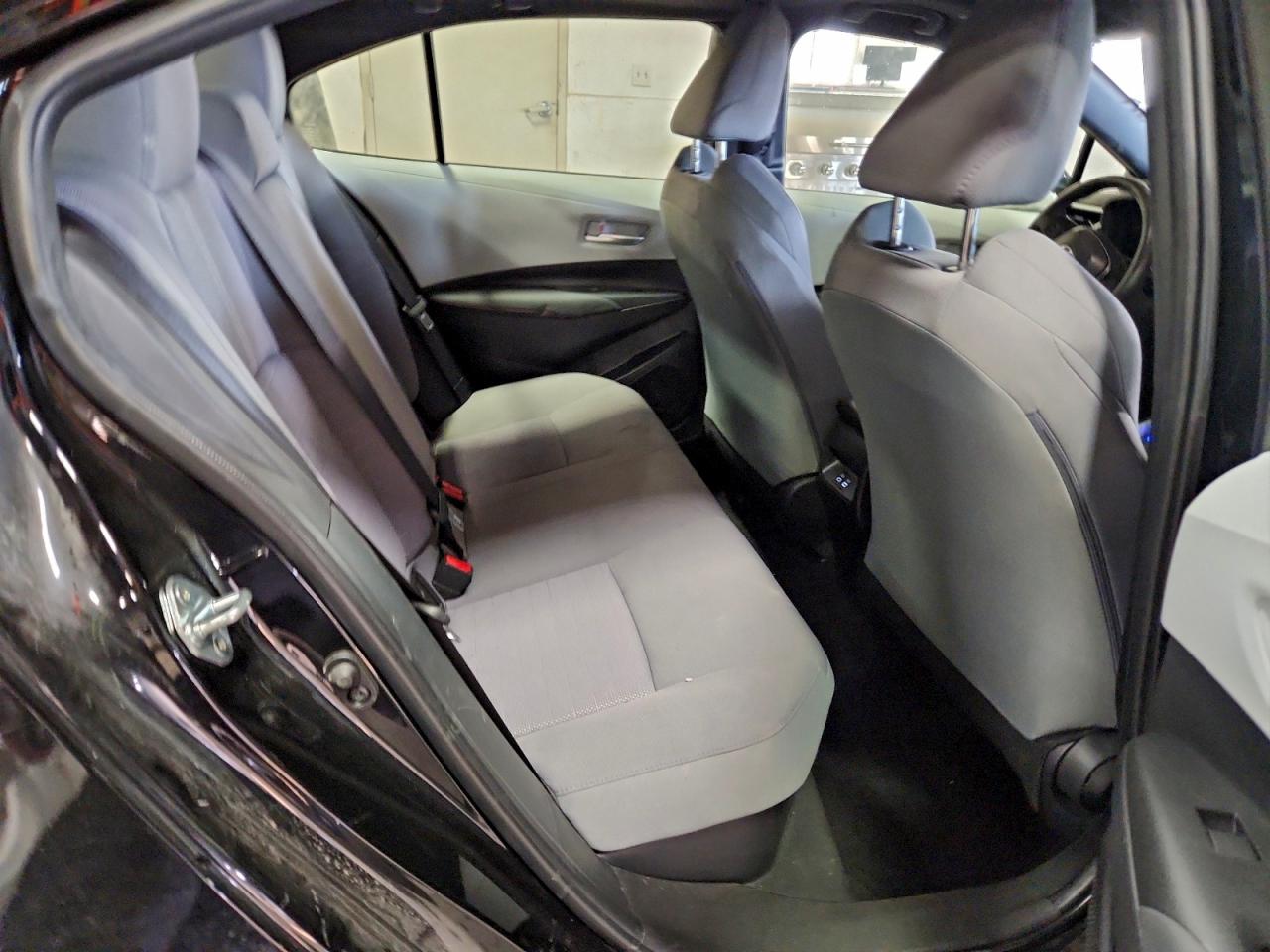 2024 TOYOTA COROLLA LE photo 10