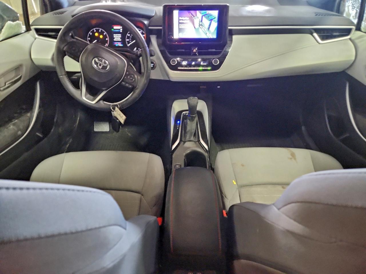 2024 TOYOTA COROLLA LE photo 8