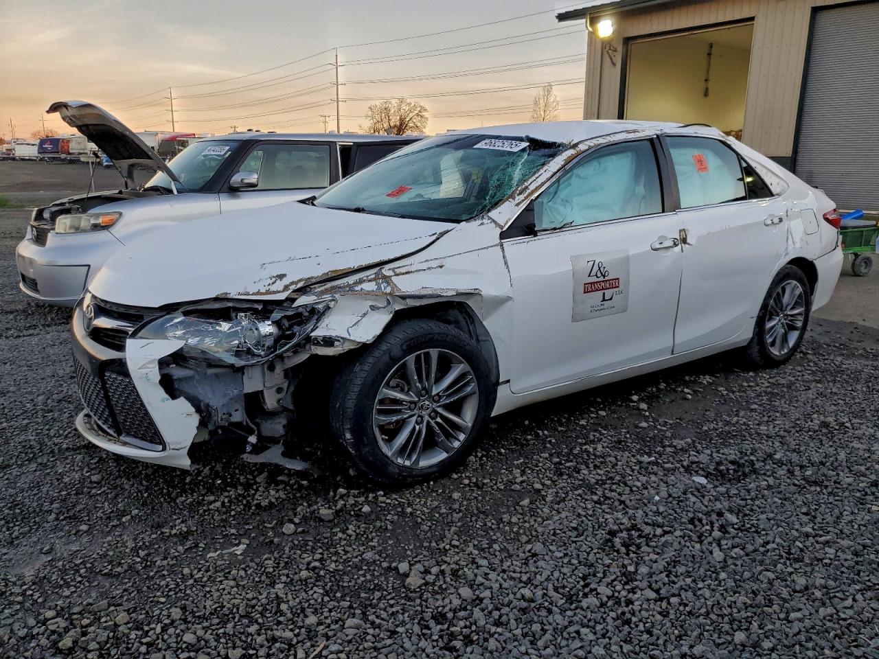 2015 TOYOTA CAMRY