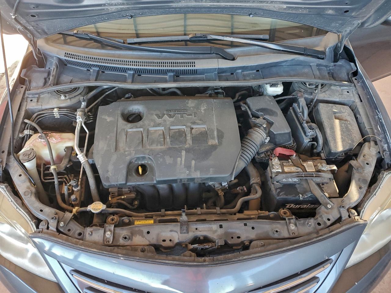 2013 TOYOTA COROLLA LE photo 11
