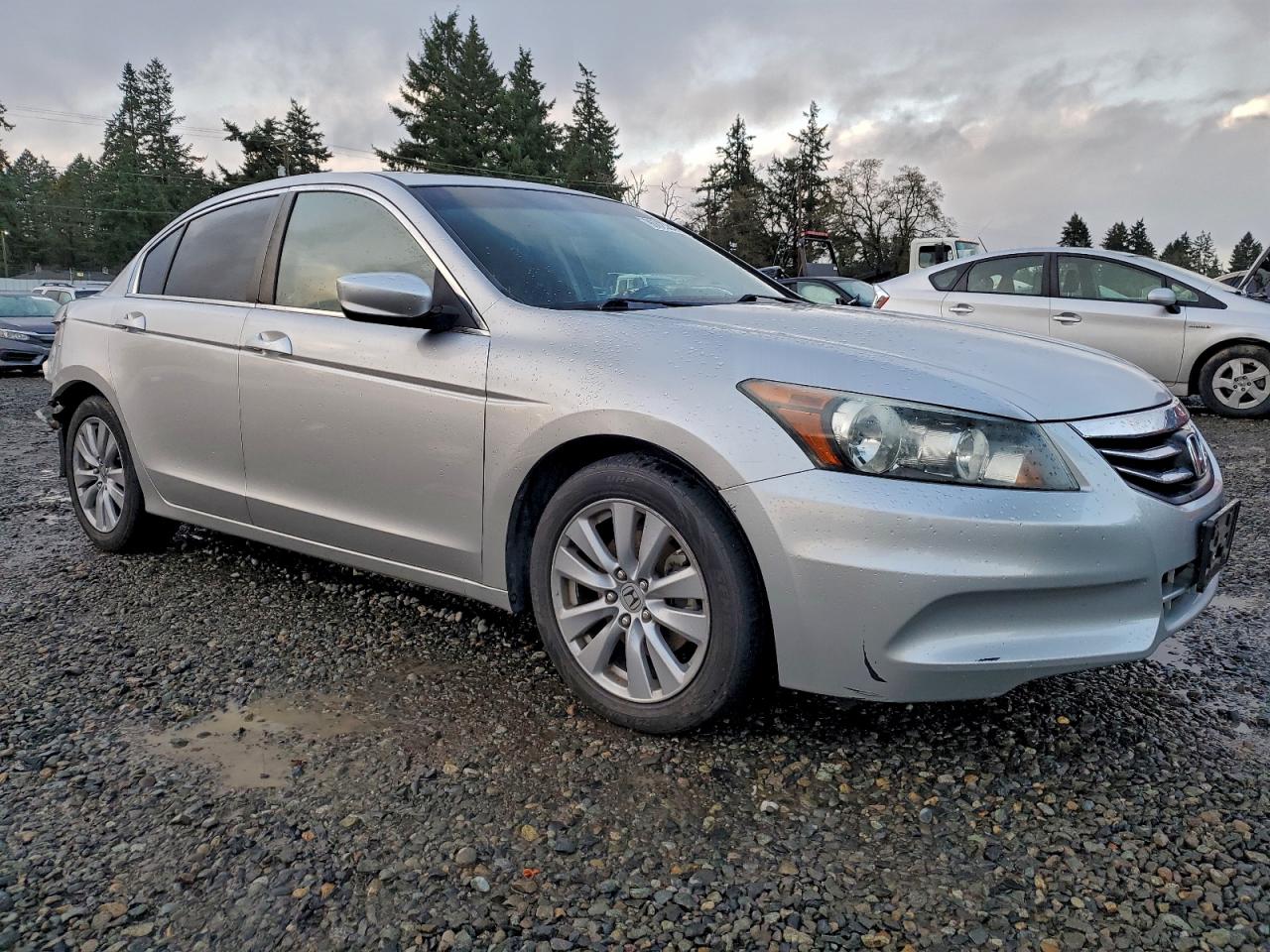 2011 HONDA ACCORD EX photo 4