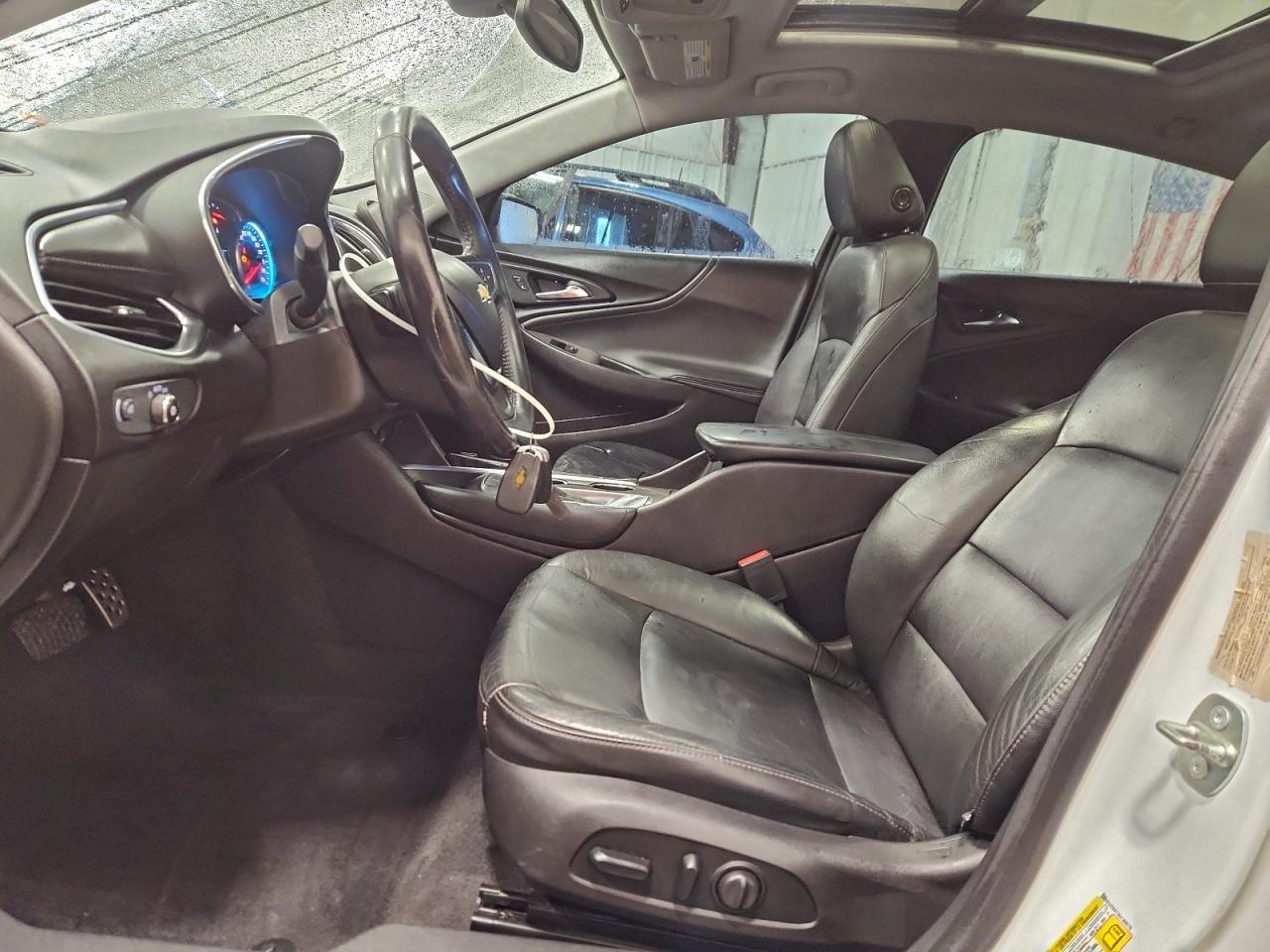 2016 CHEVROLET MALIBU LT photo 13