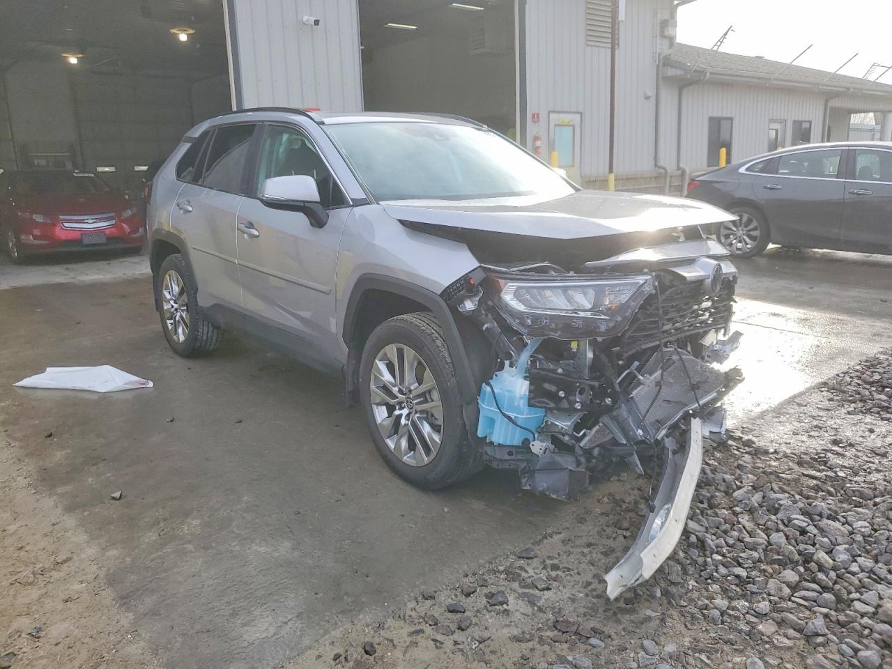 2021 TOYOTA RAV4 XLE PREMIUM photo 4
