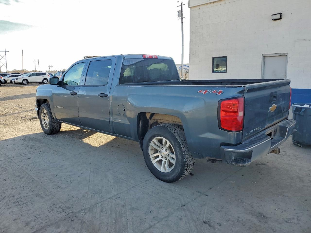 2014 CHEVROLET SILVERADO K1500 LT photo 2