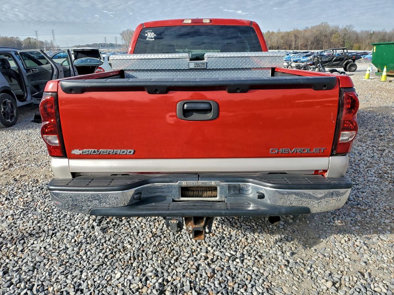 2004 CHEVROLET SILVERADO K1500 photo 6