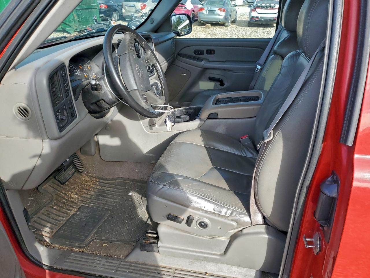 2004 CHEVROLET SILVERADO K1500 photo 7