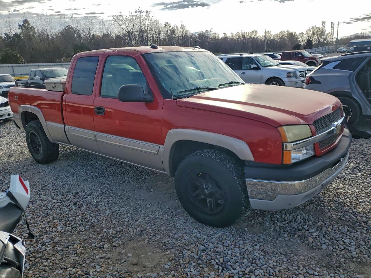 2004 CHEVROLET SILVERADO K1500 photo 4