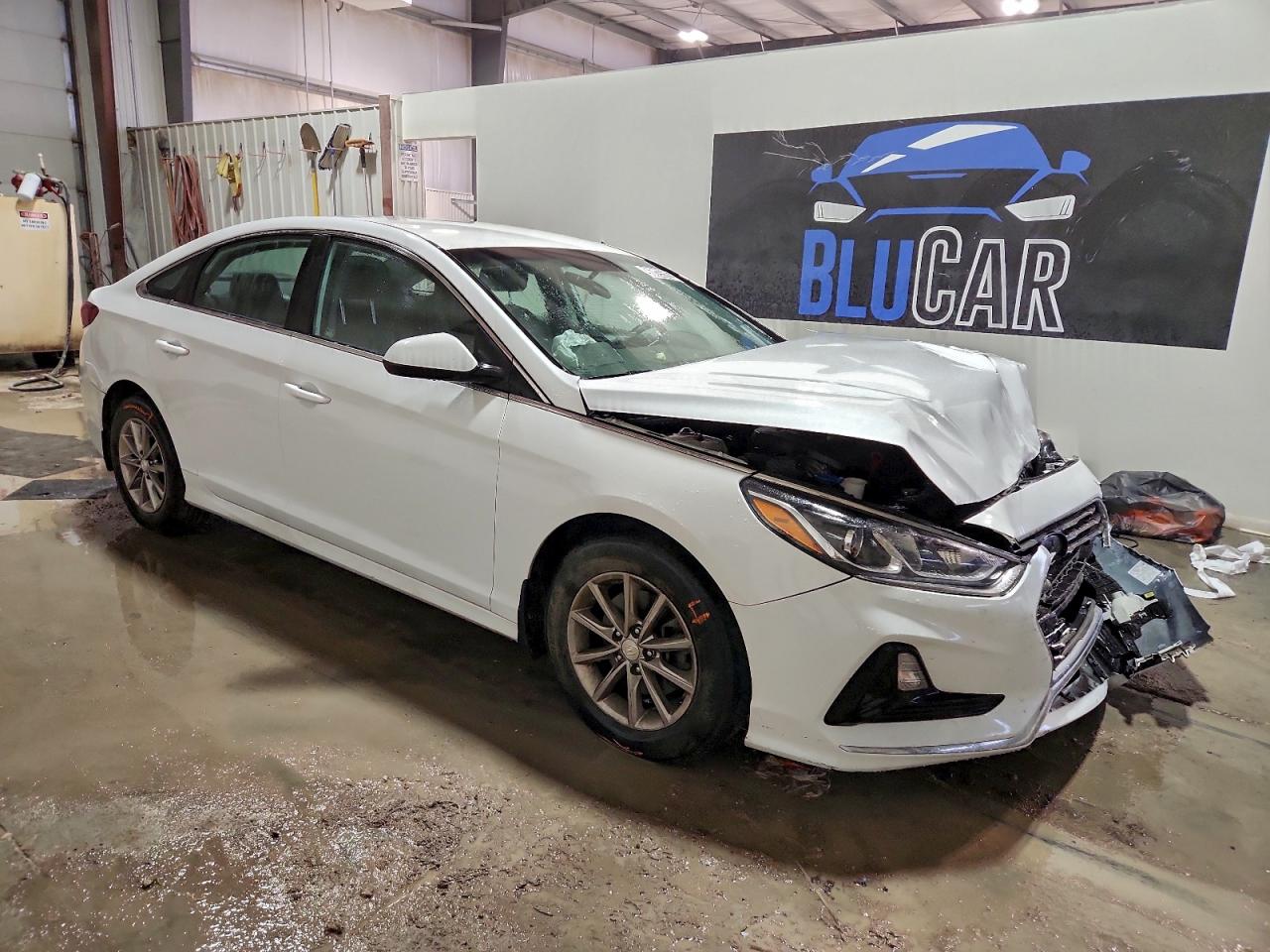 2018 HYUNDAI SONATA SE photo 4