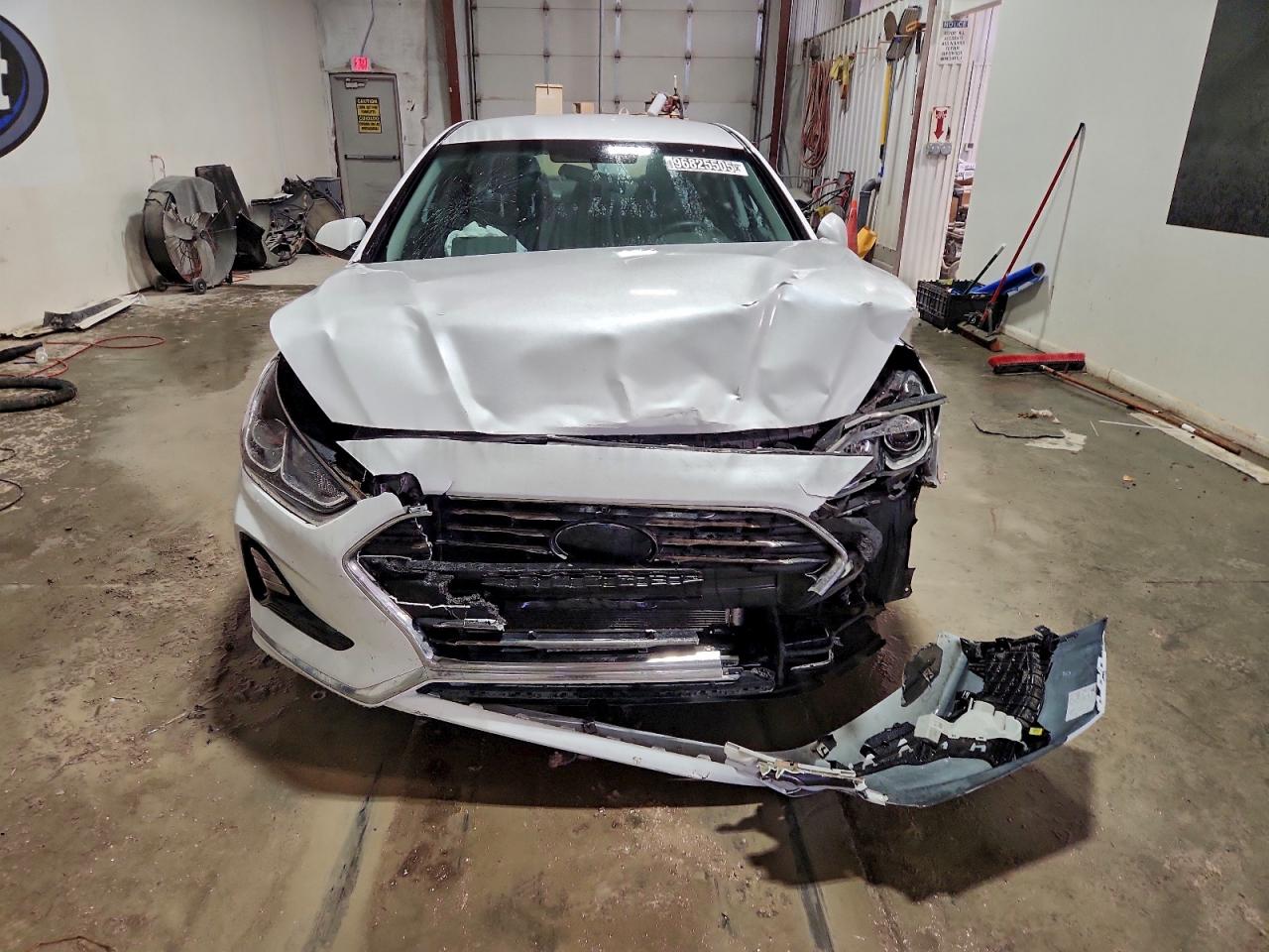 2018 HYUNDAI SONATA SE photo 5