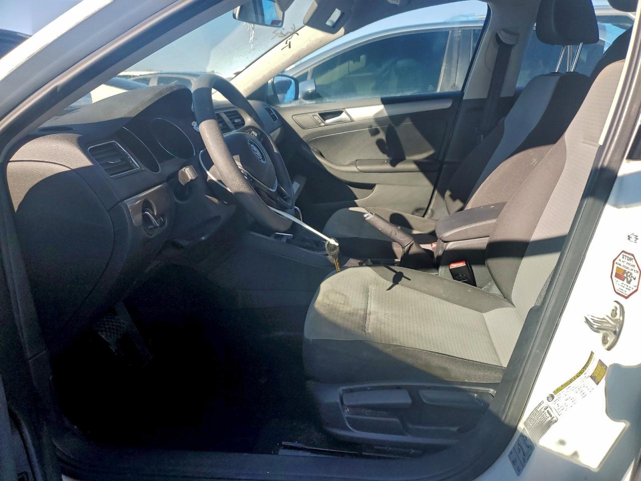2017 VOLKSWAGEN JETTA S photo 7