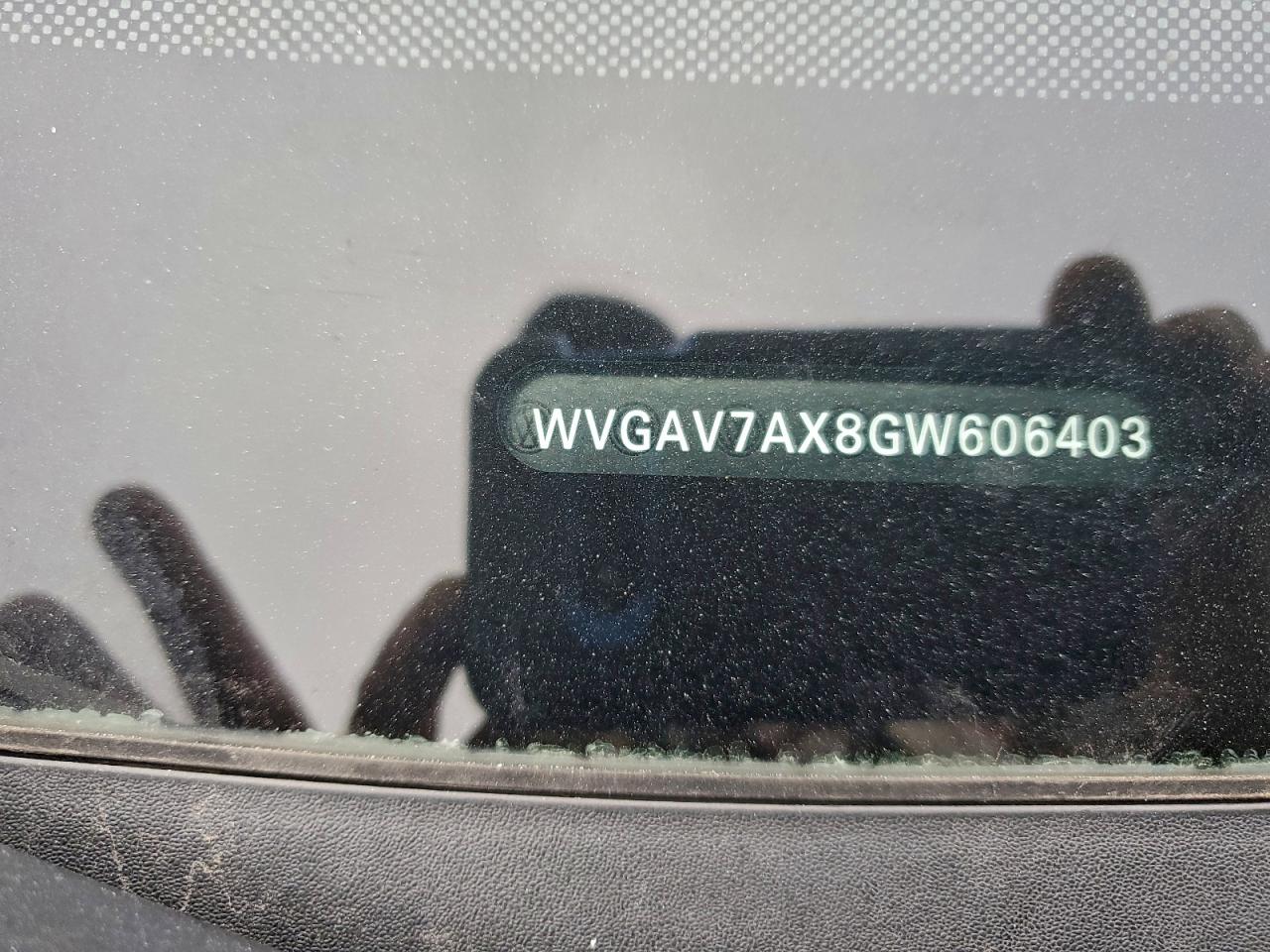 2016 VOLKSWAGEN TIGUAN S photo 12