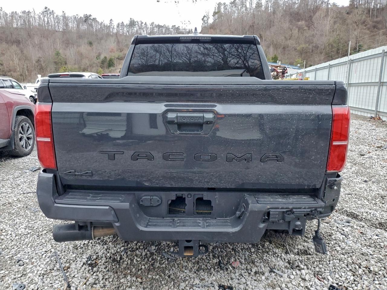 2025 TOYOTA TACOMA DOUBLE CAB photo 6