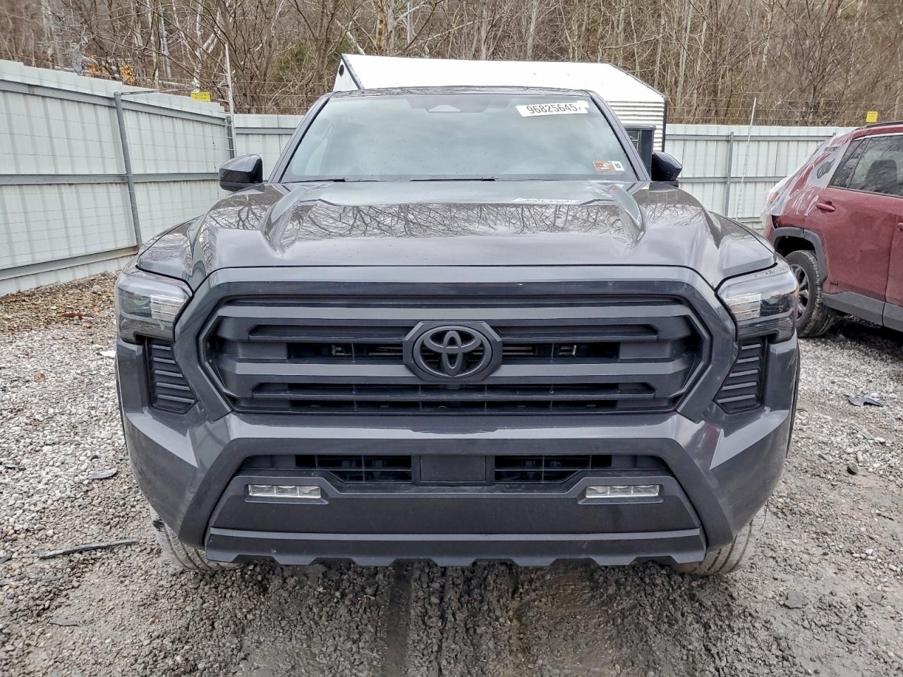 2025 TOYOTA TACOMA DOUBLE CAB photo 5