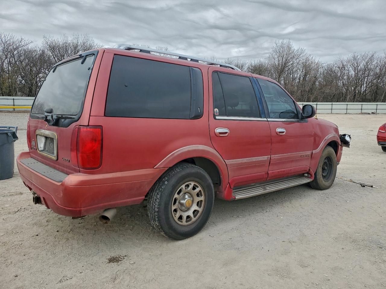 1998 LINCOLN NAVIGATOR photo 3