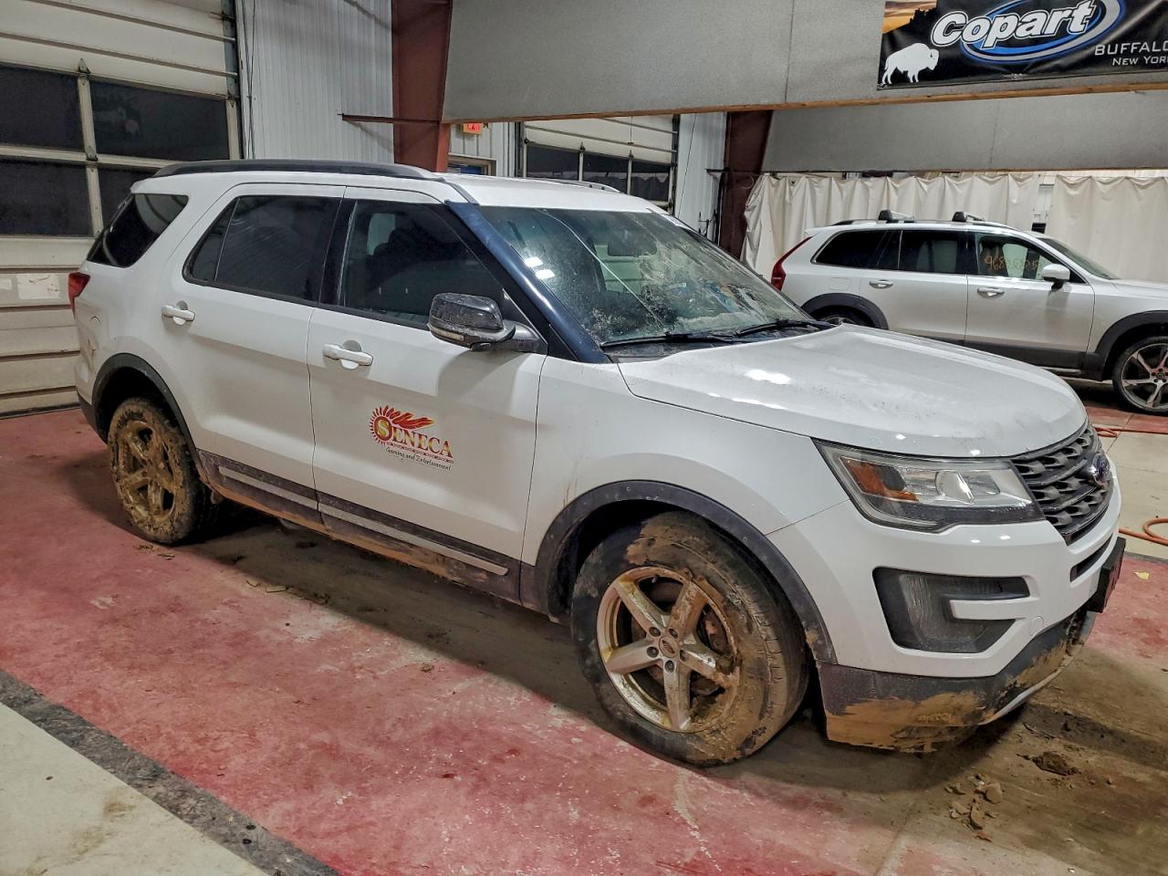 2016 FORD EXPLORER XLT photo 4