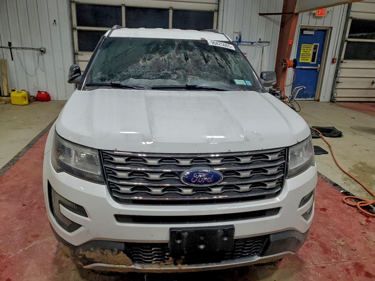 2016 FORD EXPLORER XLT photo 5
