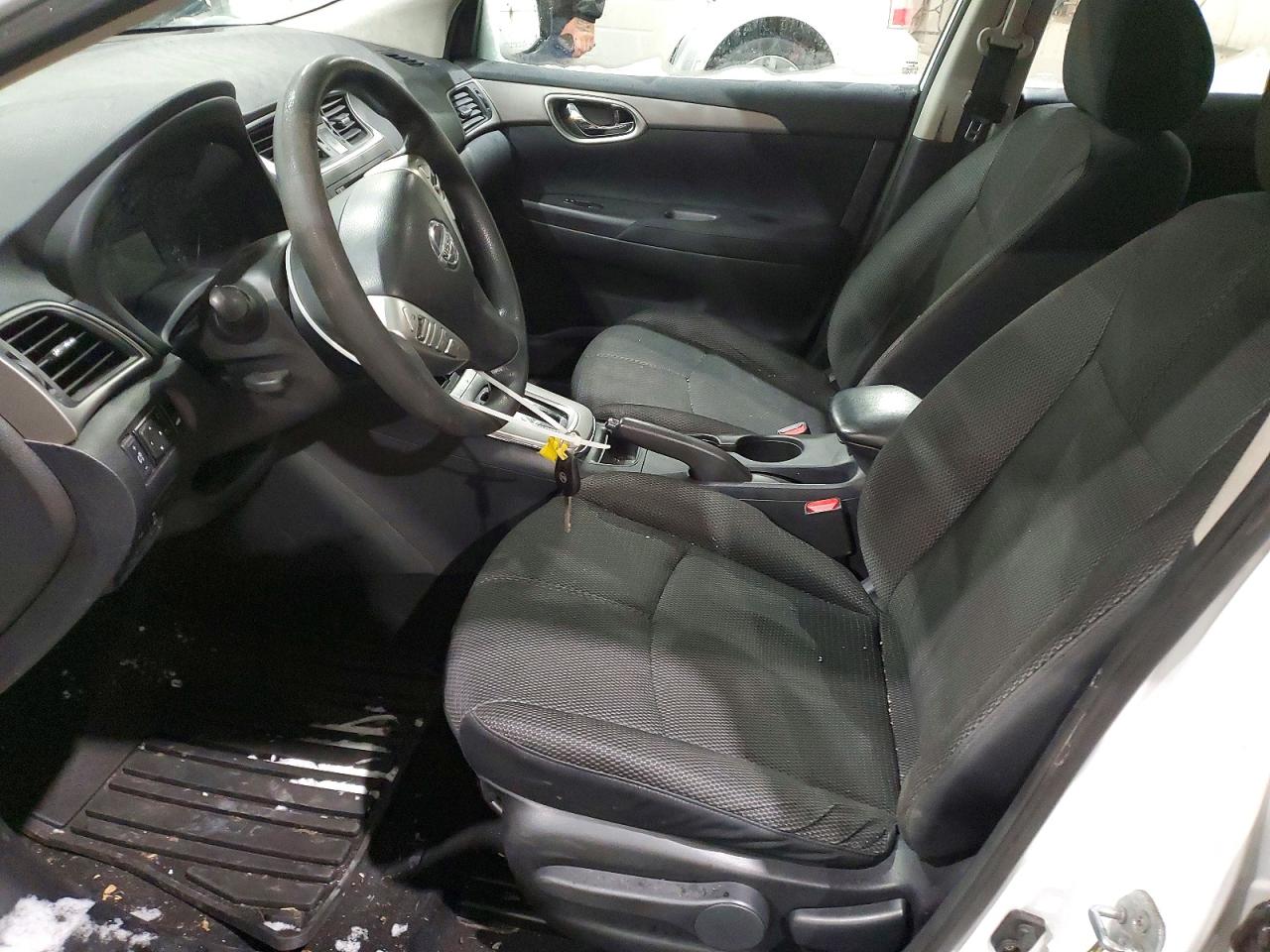 2013 NISSAN SENTRA S photo 7