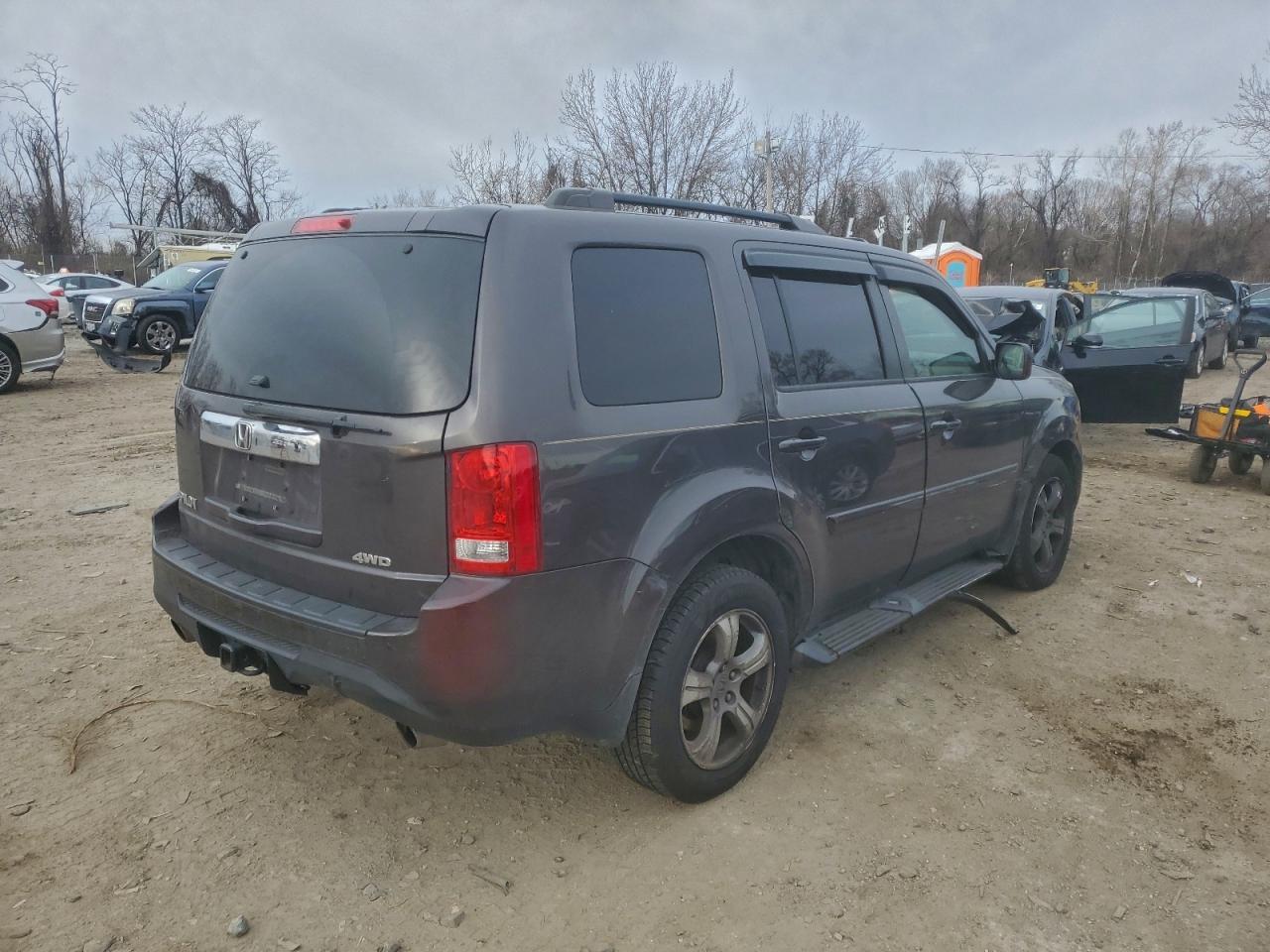 2013 HONDA PILOT EXL photo 3
