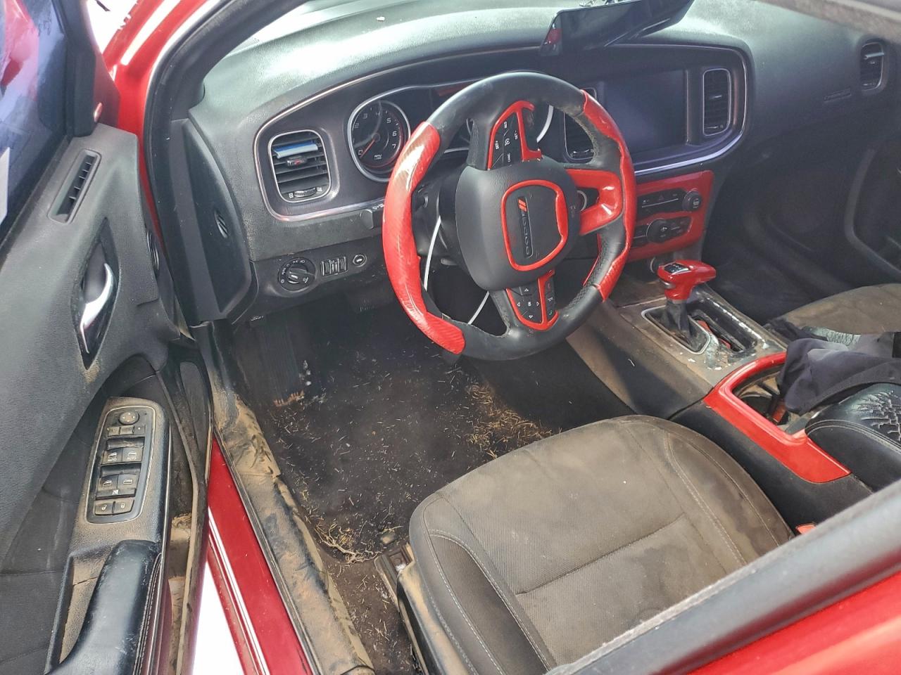 2016 DODGE CHARGER SXT photo 8