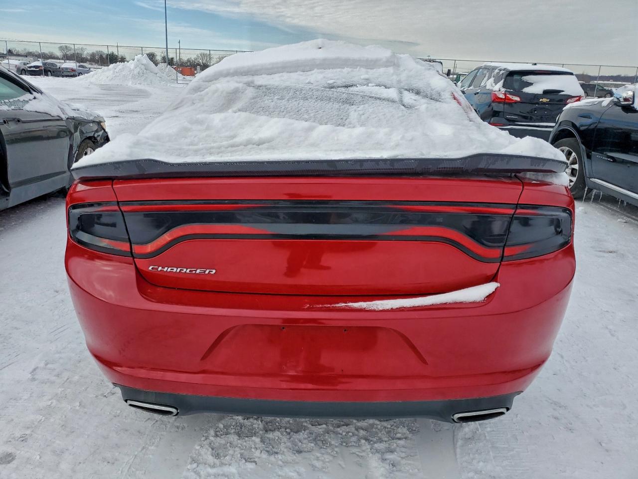 2016 DODGE CHARGER SXT photo 6