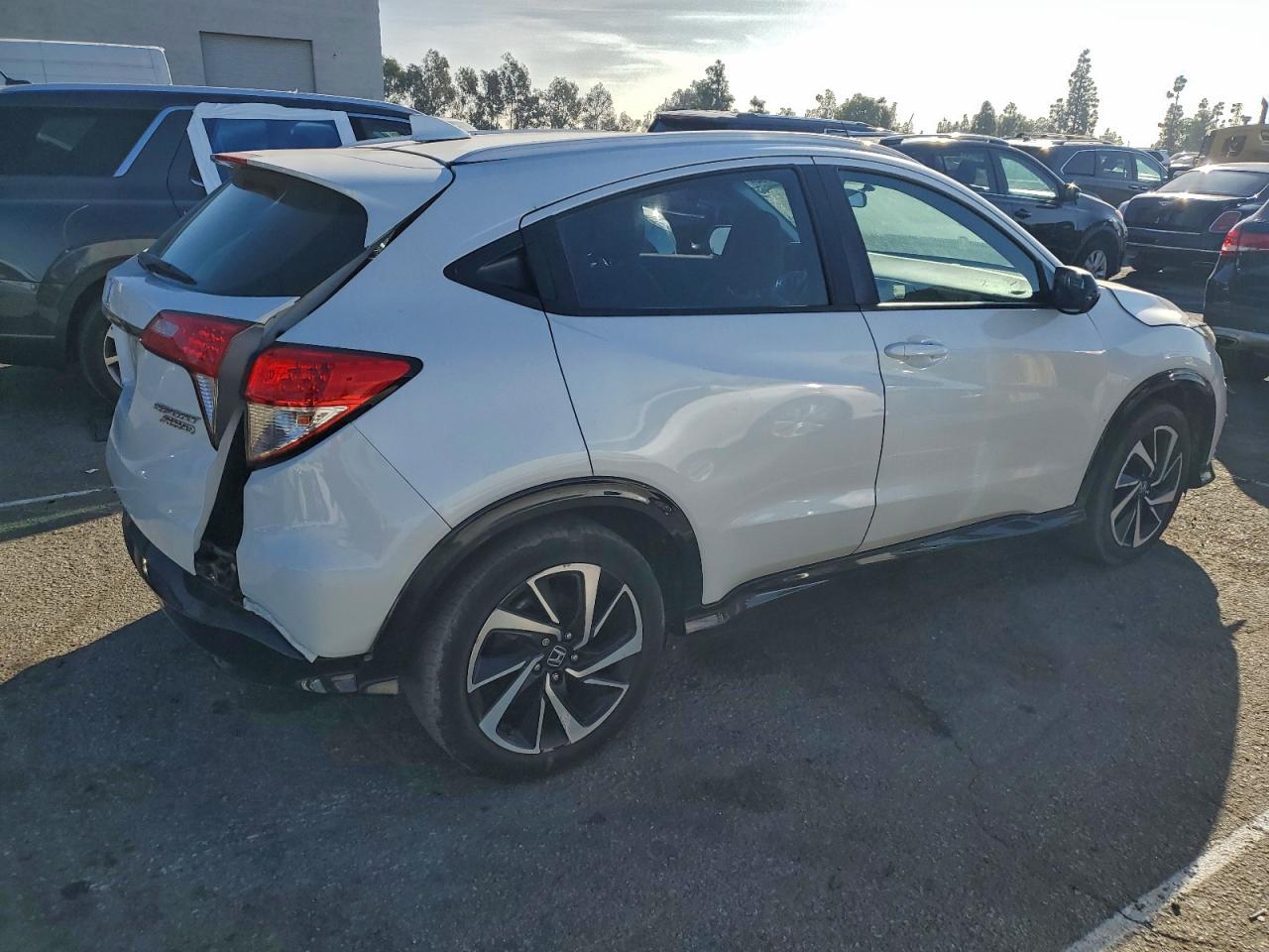 2019 HONDA HR-V SPORT photo 7