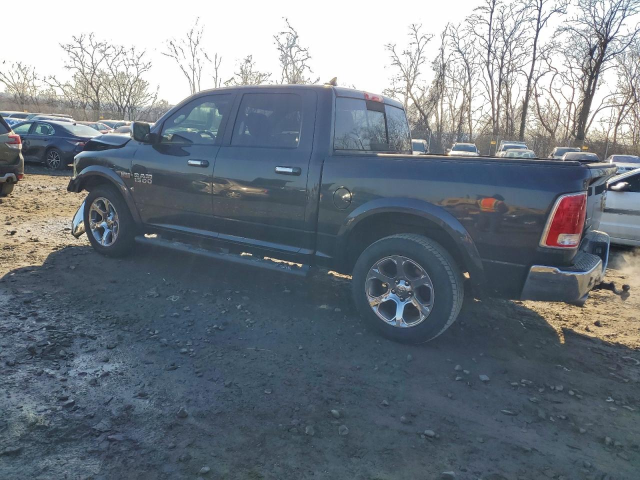 2018 RAM 1500 LARAMIE photo 3