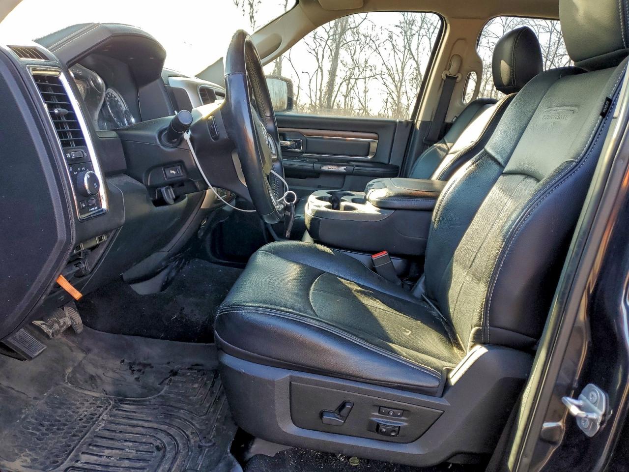 2018 RAM 1500 LARAMIE photo 13