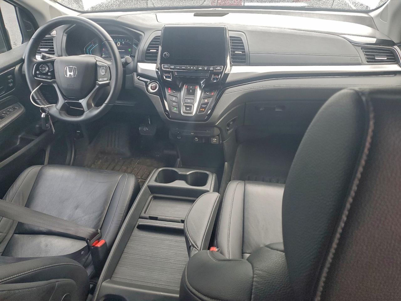 2023 HONDA ODYSSEY TOURING photo 8