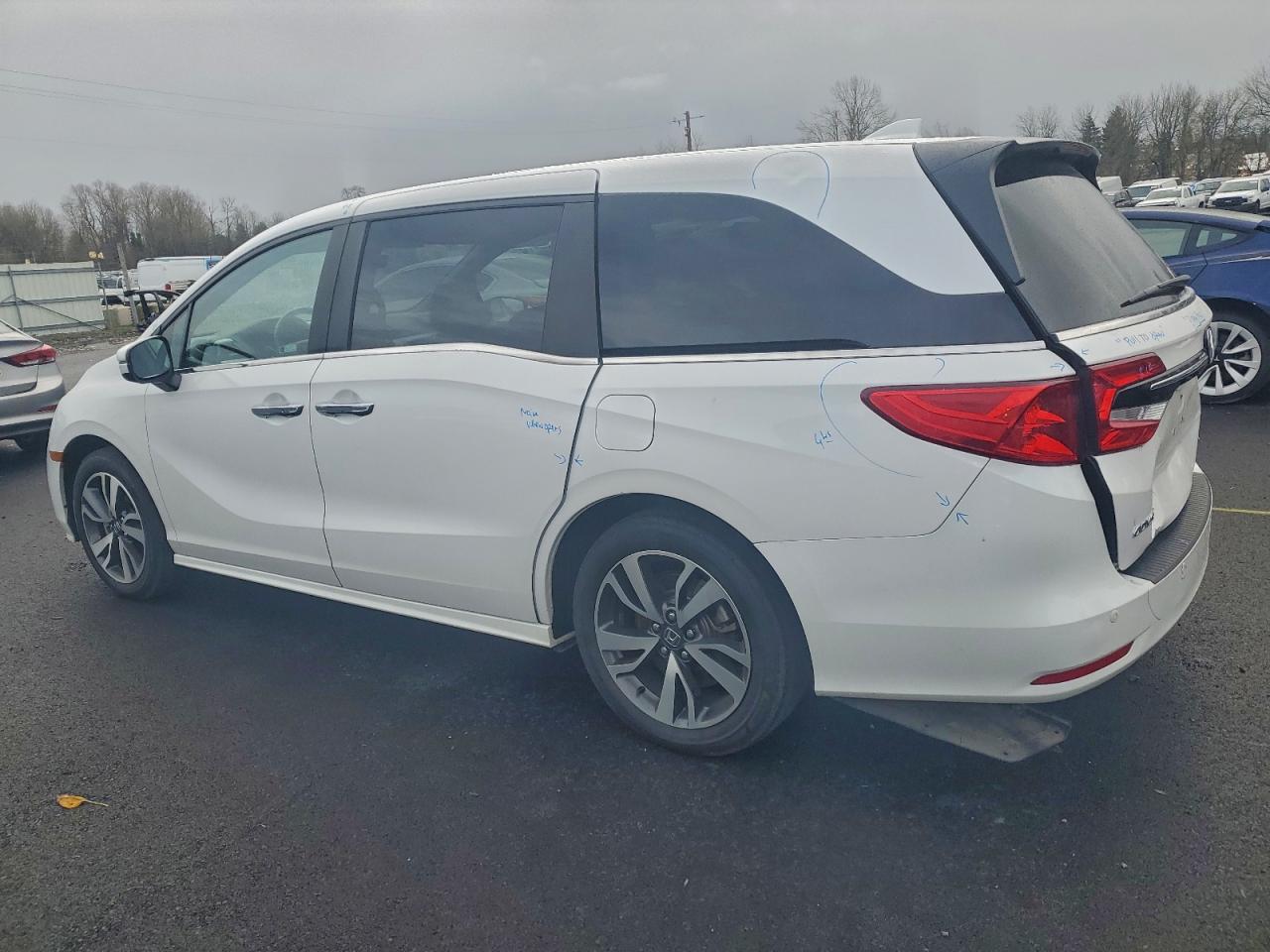 2023 HONDA ODYSSEY TOURING photo 2