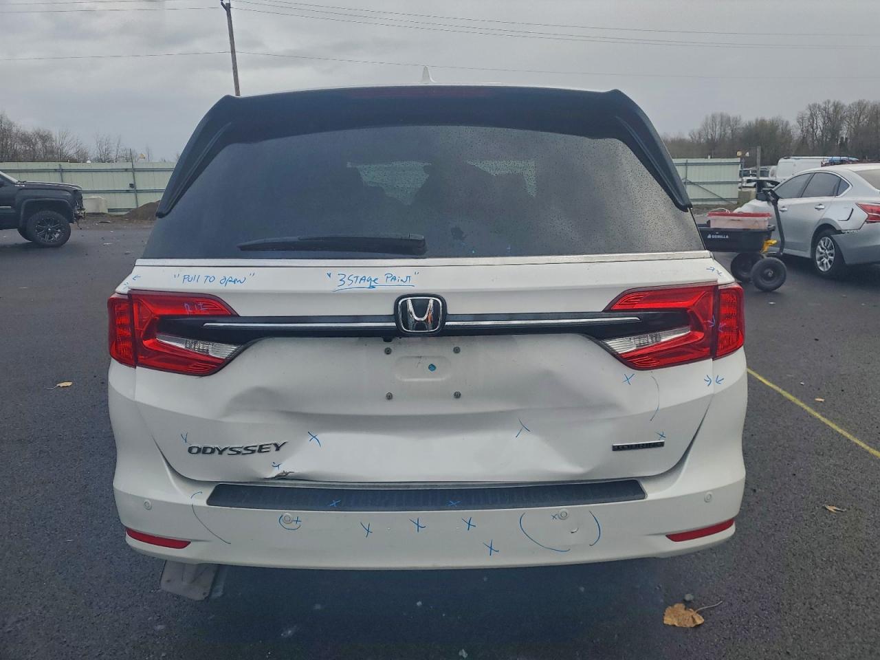 2023 HONDA ODYSSEY TOURING photo 6