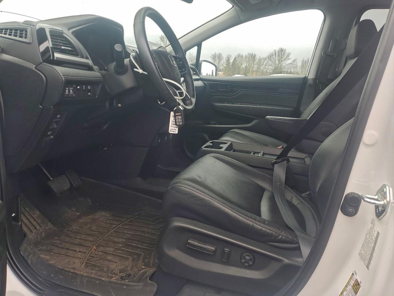 2023 HONDA ODYSSEY TOURING photo 7