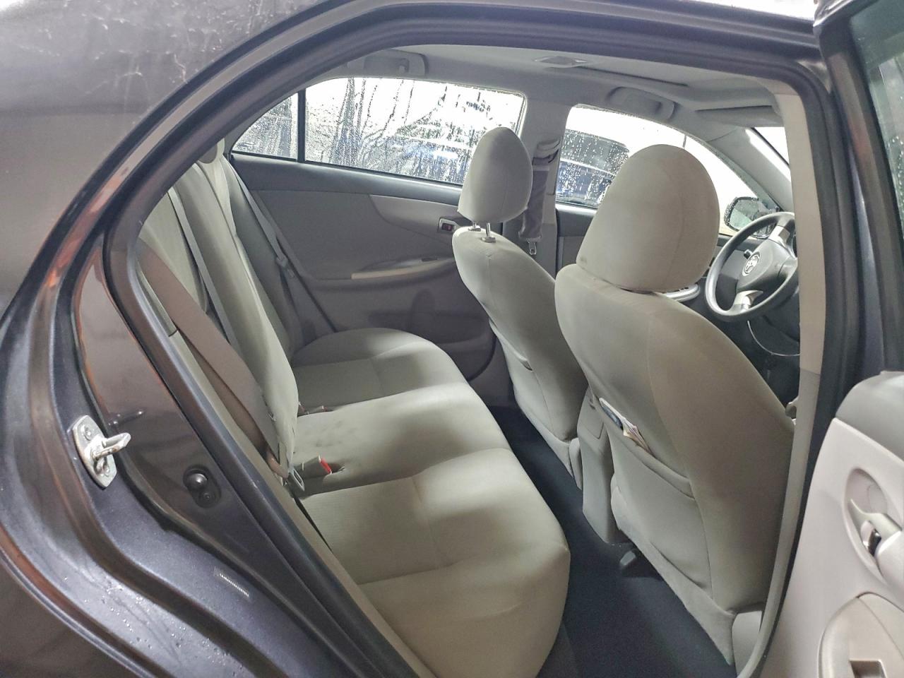 2010 TOYOTA COROLLA BASE photo 10