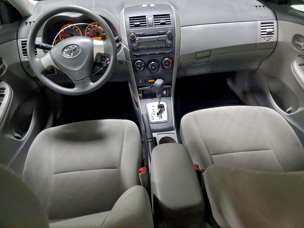 2010 TOYOTA COROLLA BASE photo 8