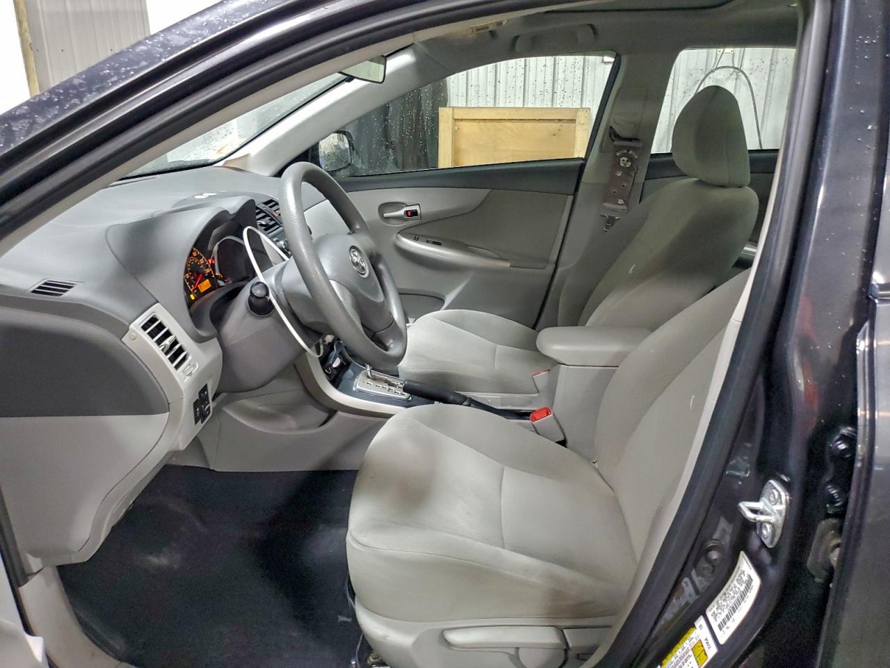 2010 TOYOTA COROLLA BASE photo 7