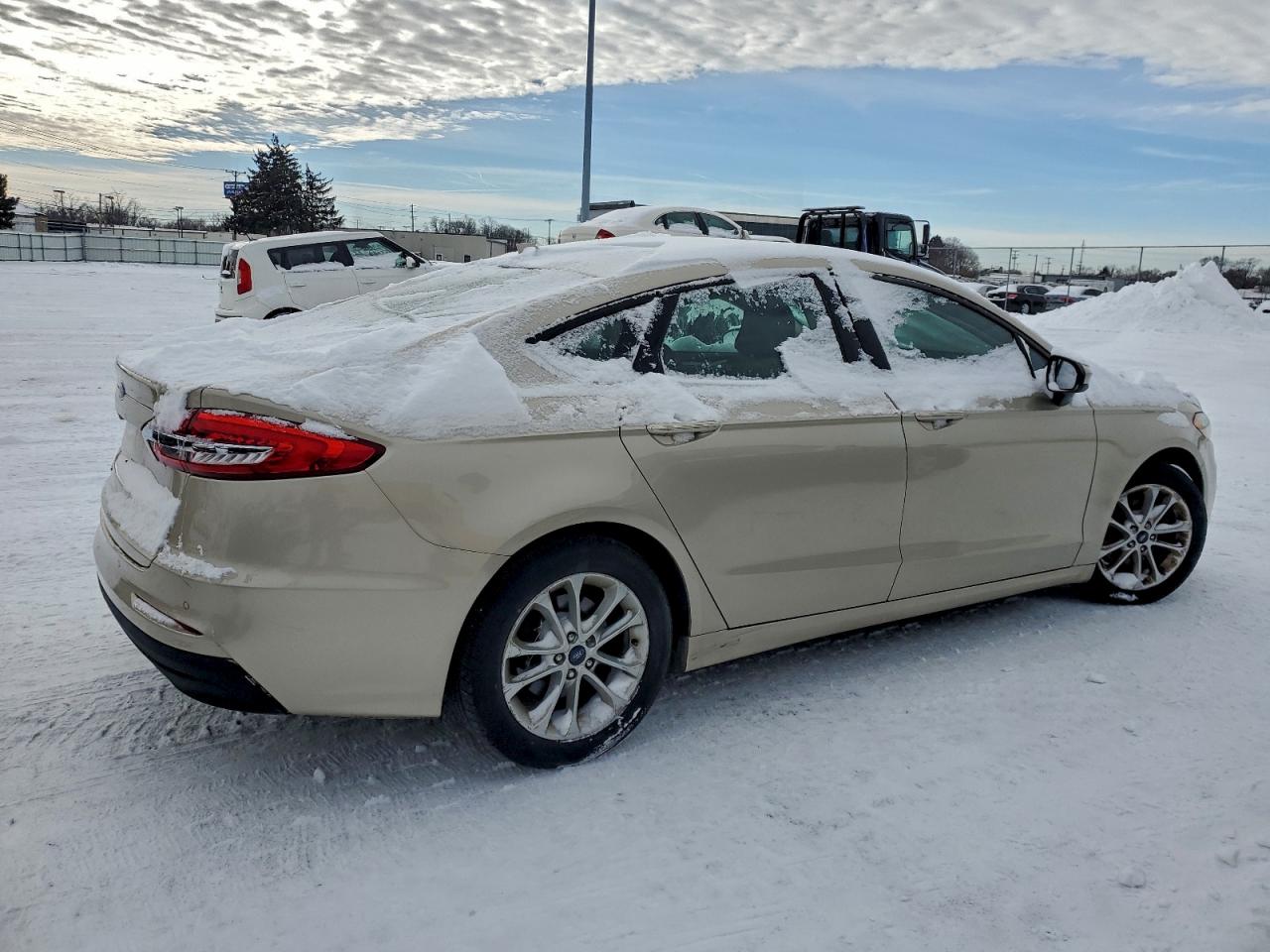 2019 FORD FUSION SE photo 3