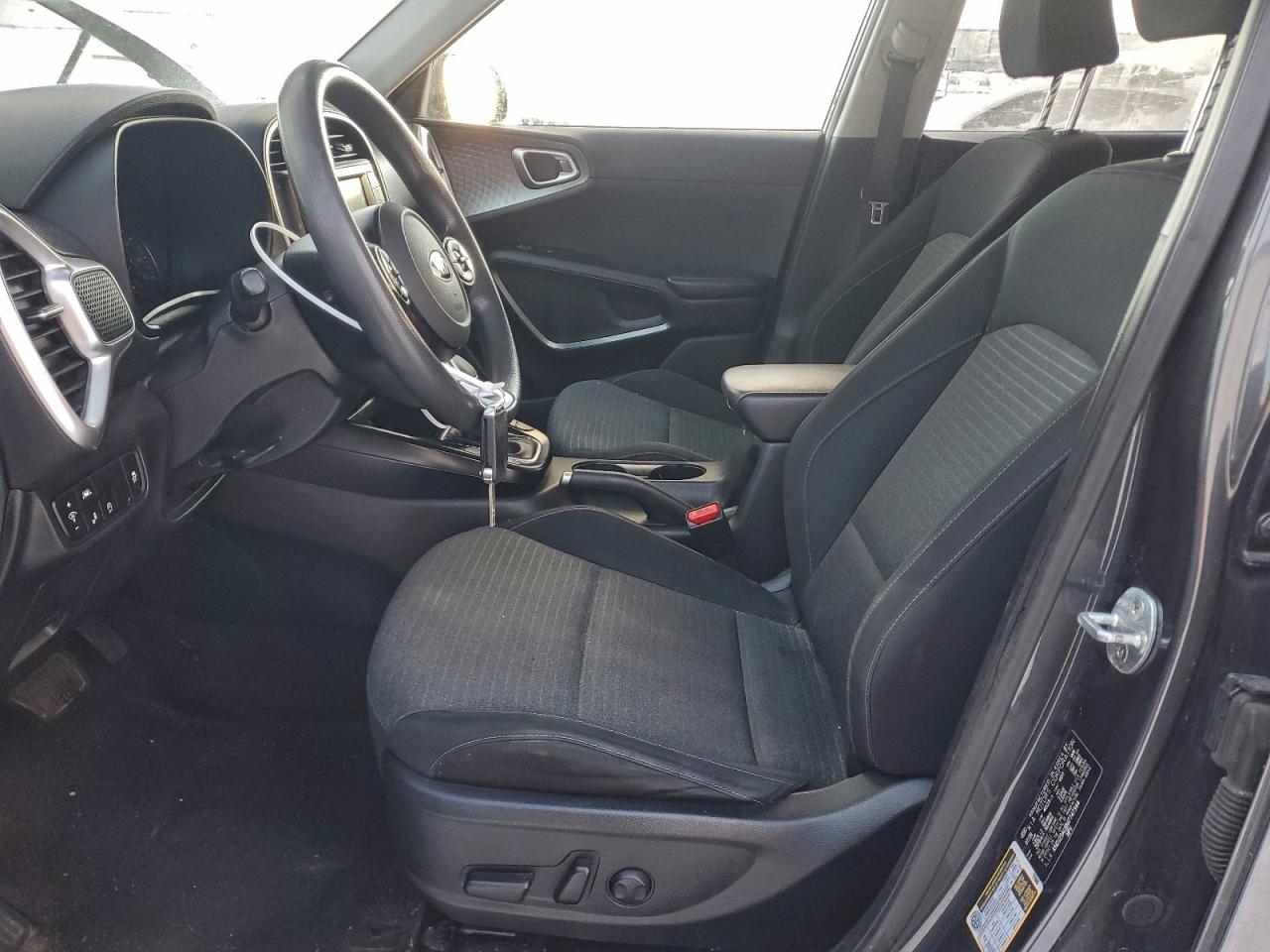 2021 KIA SOUL LX photo 7