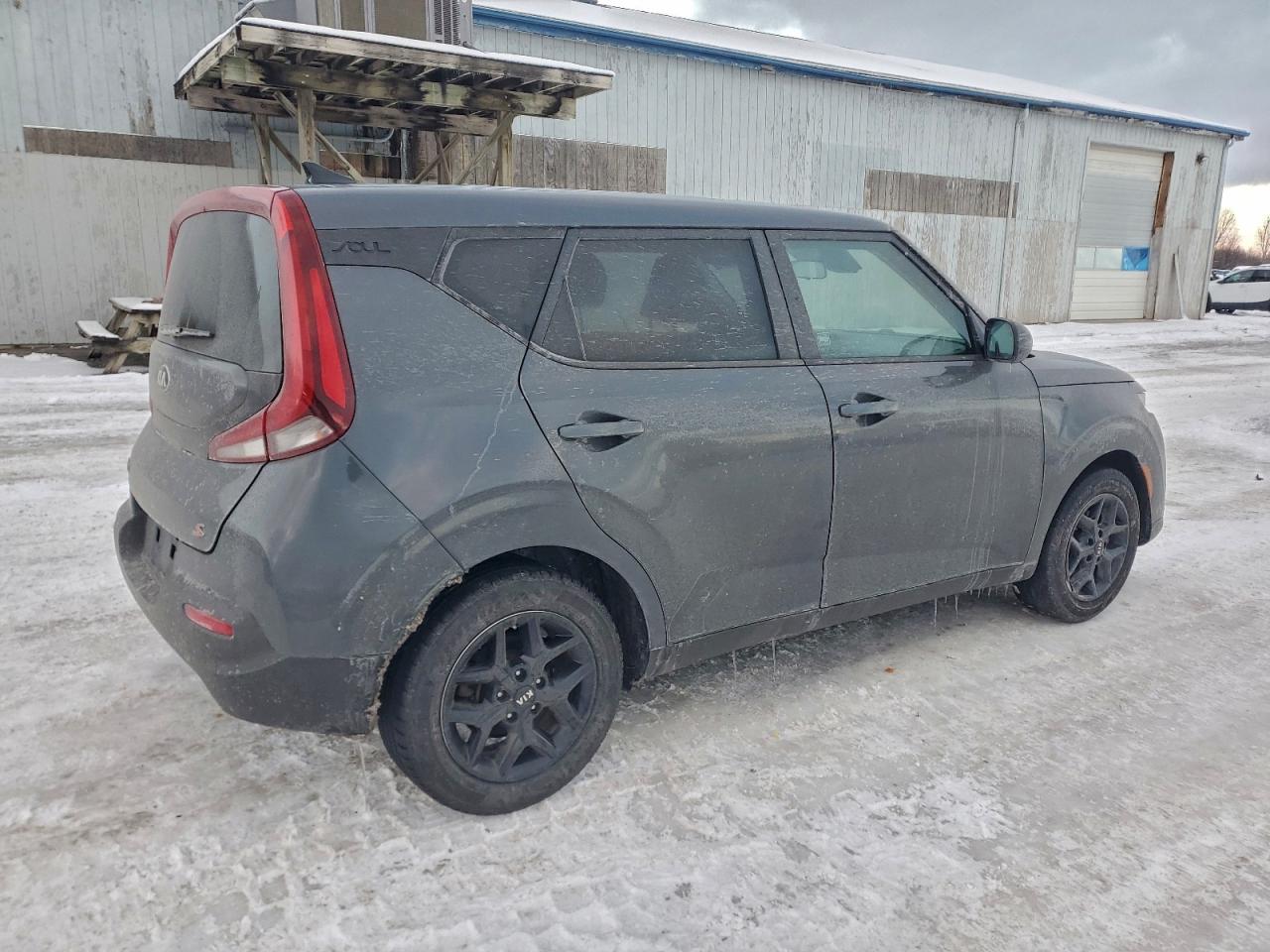 2021 KIA SOUL LX photo 3