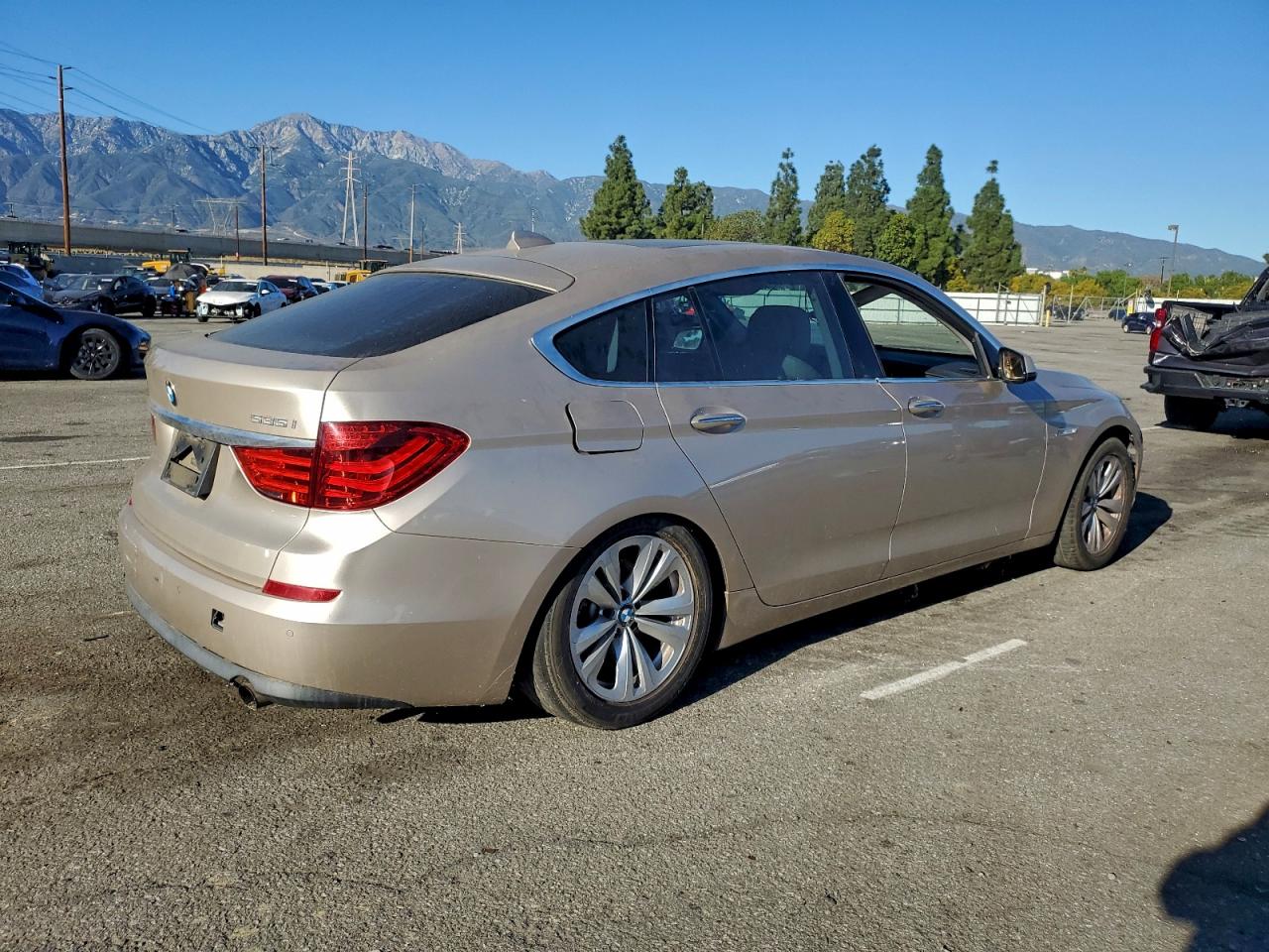 2012 BMW 535 IGT photo 3