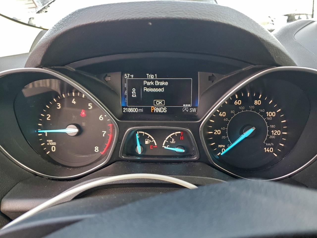 2017 FORD ESCAPE SE photo 9