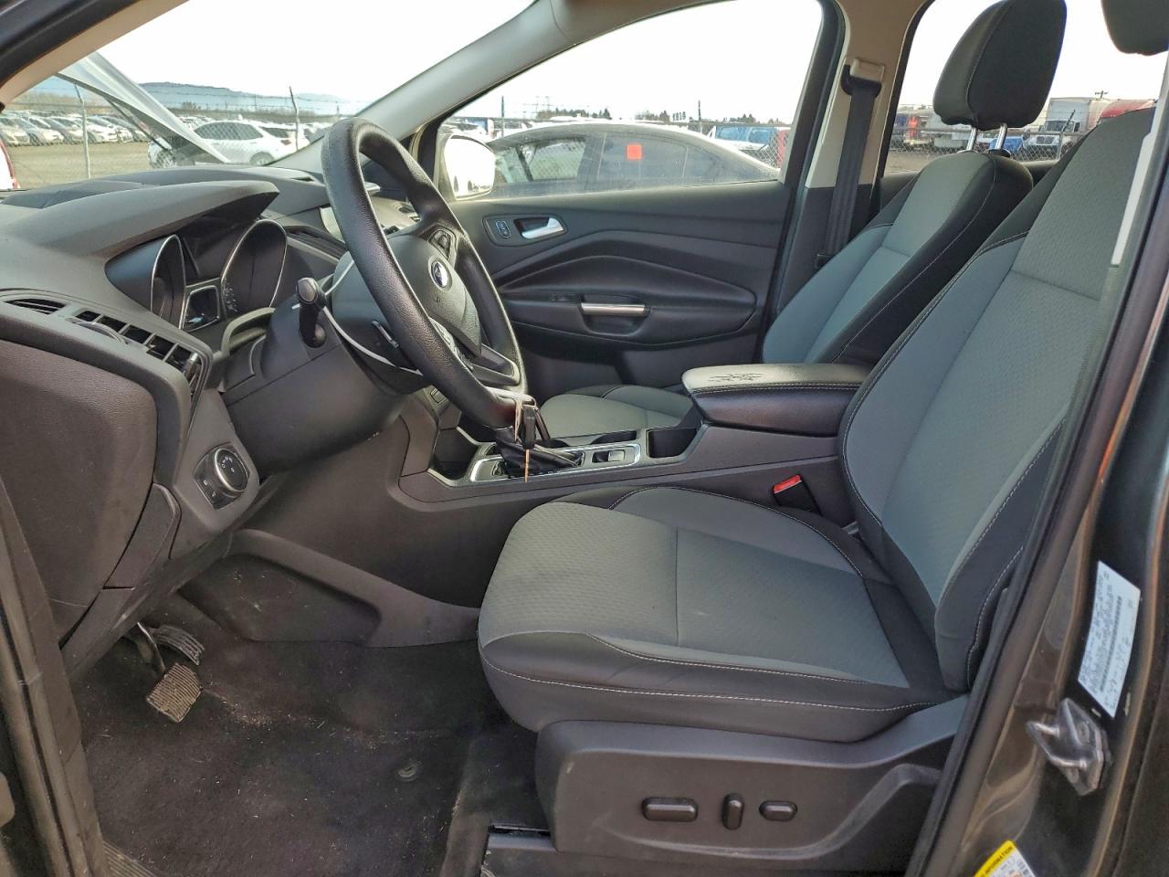 2017 FORD ESCAPE SE photo 7